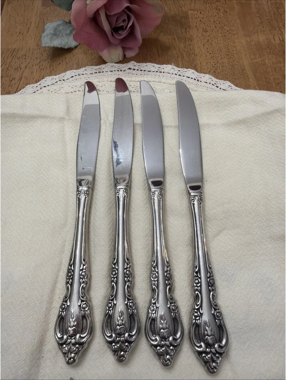 Oneida Community Michelangelo Silver plated Dinner Forks Set 6 Roses Cottage